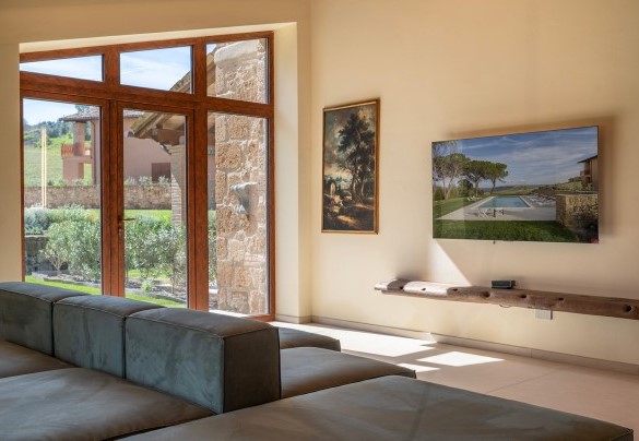 The relaxation corner with TV - Poggio Ambrato