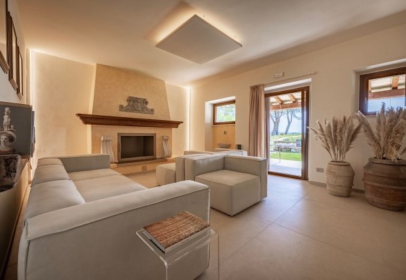 The living room on the ground floor - Poggio Ambrato