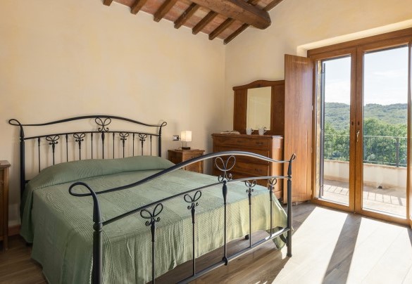 Double bedroom n.2 with en suite bathroom and terrace, on the first floor - Poggio delle Lumie