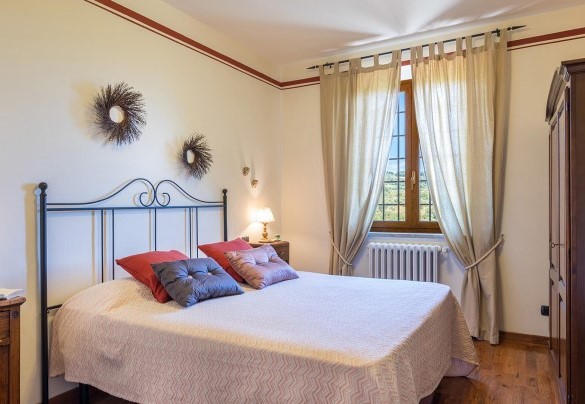 Double bedroom n.5 with shared bathroom n.4 - Poggio Medei