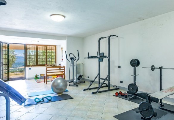 Fitness area and children's play area - Poggio Medei
