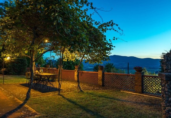 A unique corner to spend evenings together enjoying the sunset - Poggio Medei