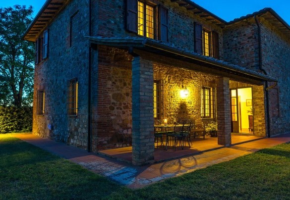 The porch equipped to spend evenings together - Poggio Medei