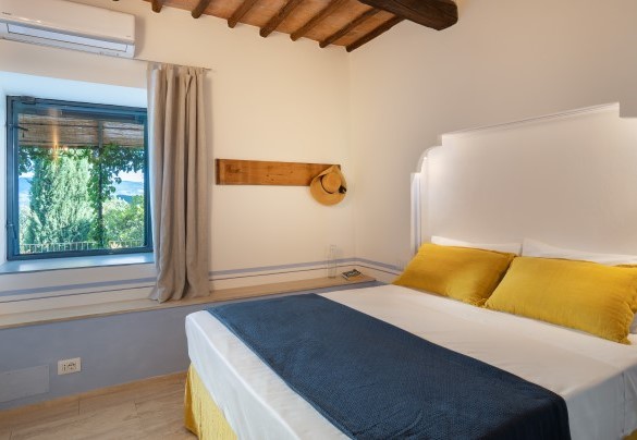 Double bedroom on the ground floor of the main house – Poggio Novoli