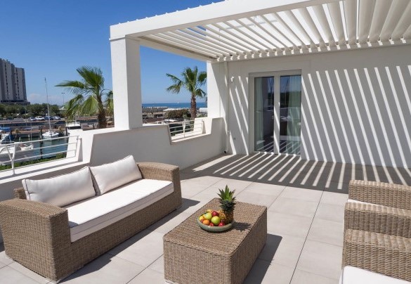 Salotto esterno al 1° piano - Portoverde Beach Villa 