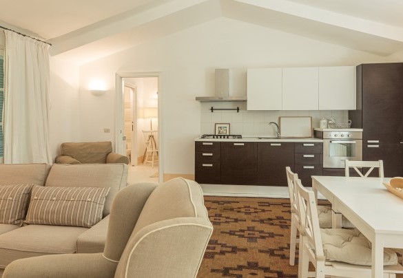 Il living delle camere n.6 e n.7 con ingresso indipendente. Villa - Quercia Felice 
