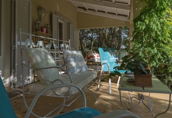 Il portico dell’Annesso adiacente alla cucina e al soggiorno - Quercia Felice