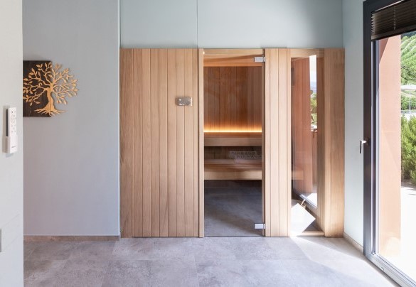 Near the swimming pool is a third annex used as a relaxation area with Finnish sauna – Relais Corbaia