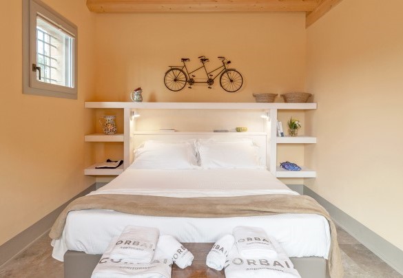 Double bedroom no. 6 in the annex - Relais Corbaia