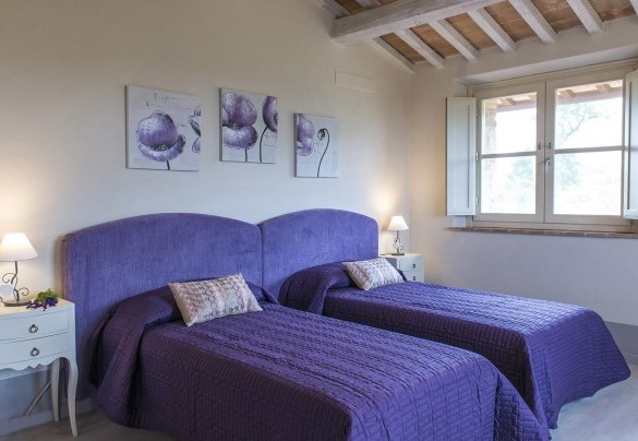 Veduta della camera doppia n.2 al primo piano con bagno en-suite n.2 - Rosa dei Venti 8