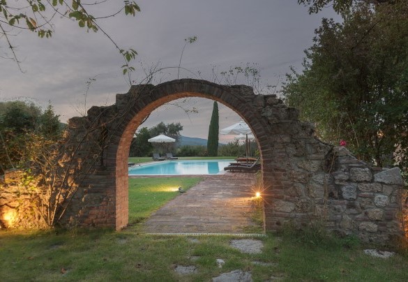 The illuminated characteristic arch - San Francesco