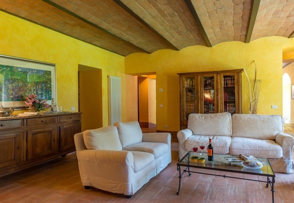 The living room with comfortable sofas - San Francesco