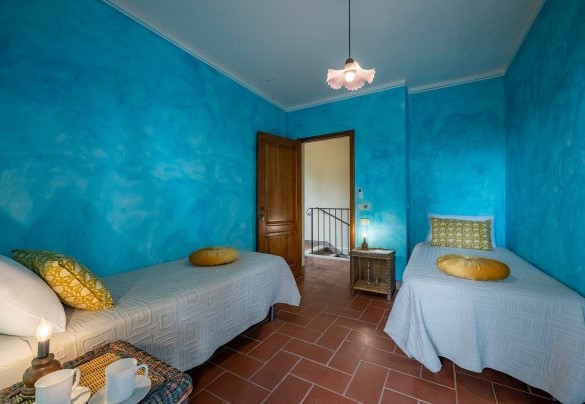 Twin bedroom no. 7 on the first floor (unit 2) - Sangiovese