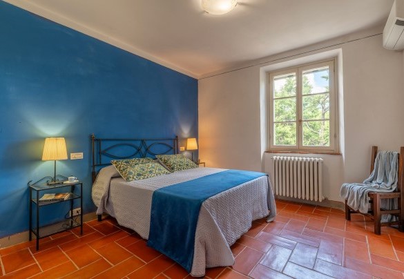Double bedroom no. 3 on the first floor (unit 1) - Sangiovese