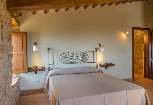 Double bedroom, with dividable bed, on the first floor - Santa Illuminata