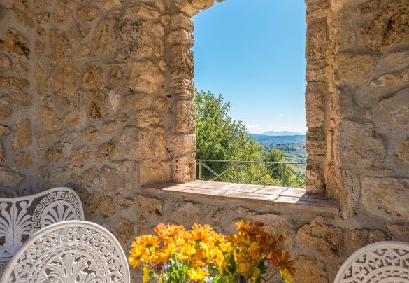 Panoramic glimpse towards the green Umbrian hills - Santa Illuminata