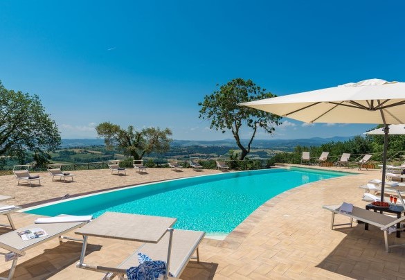 The beautiful panoramic swimming pool - Santa Illuminata