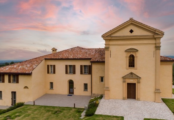  La cappella, sconsacrata nel 1986, rimane parte integrante della villa - Santa Maria Maddalena