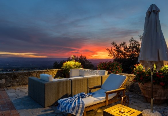 Suggestive atmospheres at dusk - Scandelaia