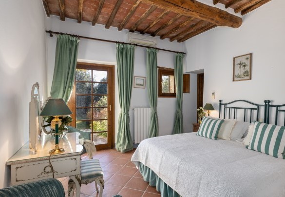 Double bedroom with divisible bed n.2 with en suite bathroom - Scandelaia