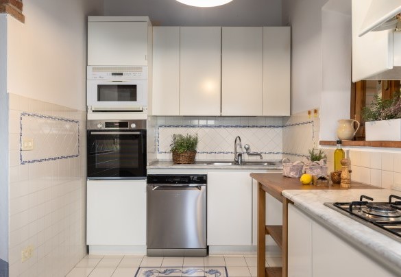 The spacious kitchen - Scandelaia