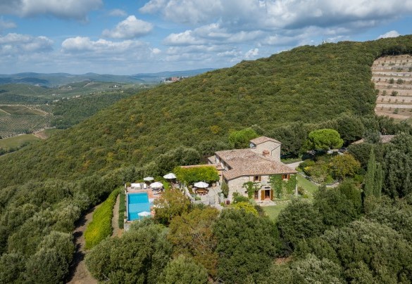 In Scandelaia silence and privacy are guaranteed, despite being just a short distance from some of the most beautiful and interesting destinations in Tuscany - Scandelaia