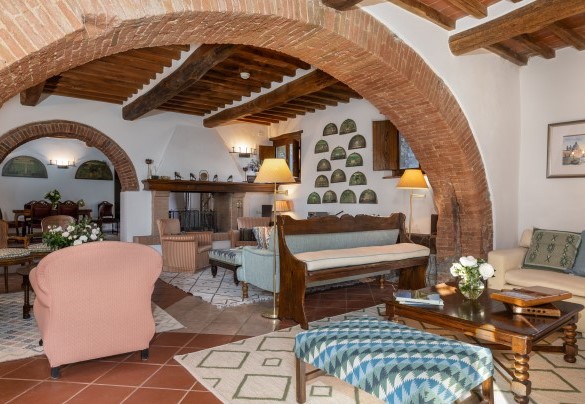 The main living room on the ground floor - Scandelaia