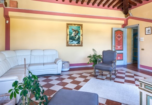 Salotto al primo piano - Tenuta Astolfi