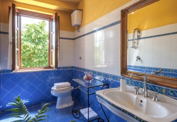 Bagno con doccia al piano terra - Tenuta Astolfi