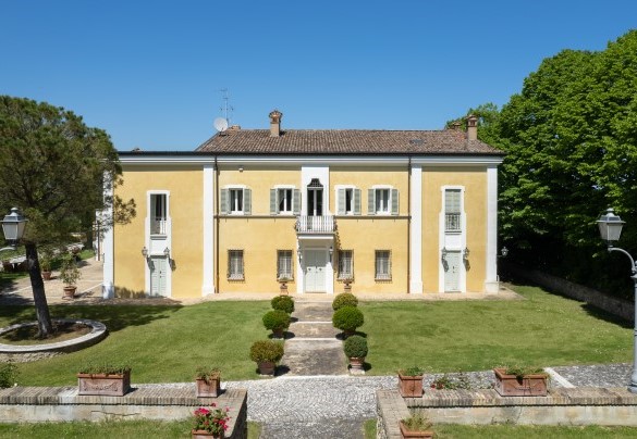 L'ingresso laterale porta alla parte superiore del parco - Tenuta Bagni De' Consoli
