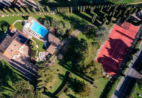 Veduta dall’alto della proprietà – Tenuta Cavi