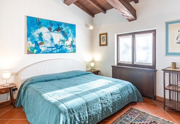 The double room (3) on the first floor - Tenuta Contessa Chiara