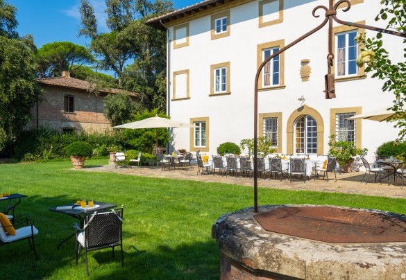 Scorcio del pozzo nel giardino – Tenuta di Pratello