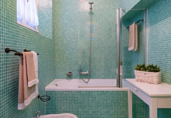 Il bagno con vasca al piano terra – Tenuta di Pratello