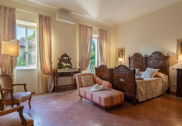 La camera matrimoniale nella suite al primo piano – Tenuta di Pratello