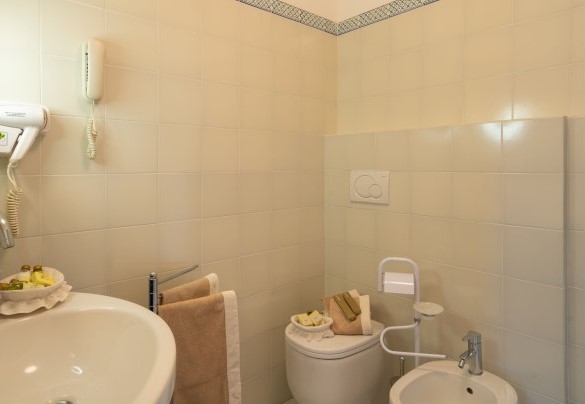 Il bagno con doccia al secondo piano – Tenuta di Pratello