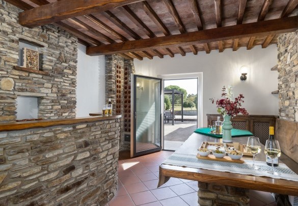 Multi-purpose area with direct exit to the pergola - Tenuta Francigena