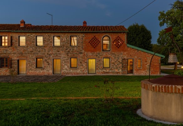 The charming stone farmhouse immersed in the Tuscan countryside - Tenuta Francigena