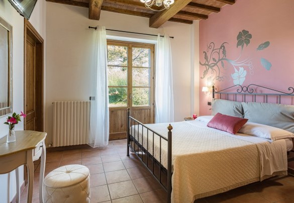 Double bedroom n.2 on the ground floor - Tenuta Montiepoli 