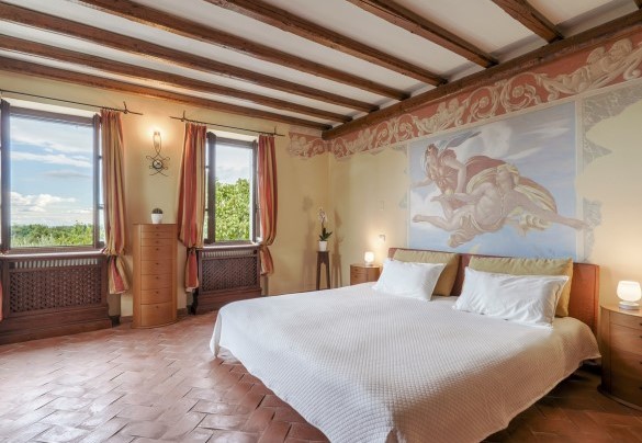 The ancient handmade terracotta flooring in the double bedroom n.2 – Tenuta Navelli