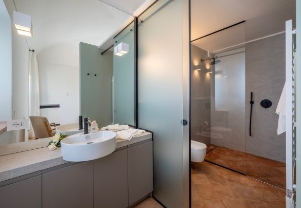 Bagno en suite con doccia n.4 - Tenuta Orsini