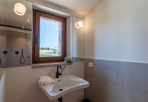 Bagno en-suite n.2 con doccia - Tenuta Orsini 