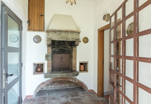 Forno a legna al piano terra - Tenuta Sagherina