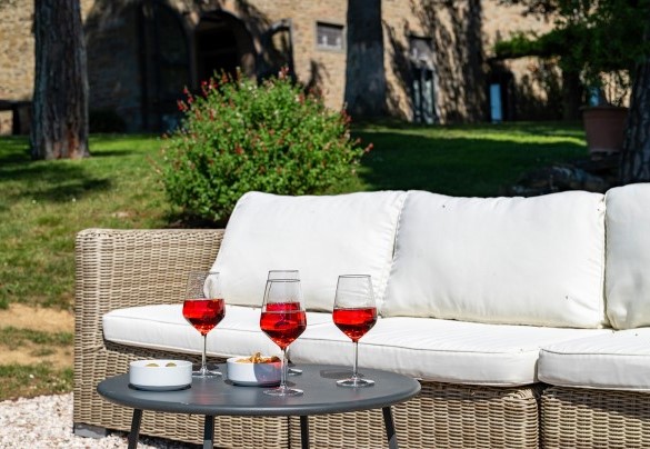 Nestled in the natural beauty of the Val d’Esse valley, east of Cortona - Tenuta Sagherina