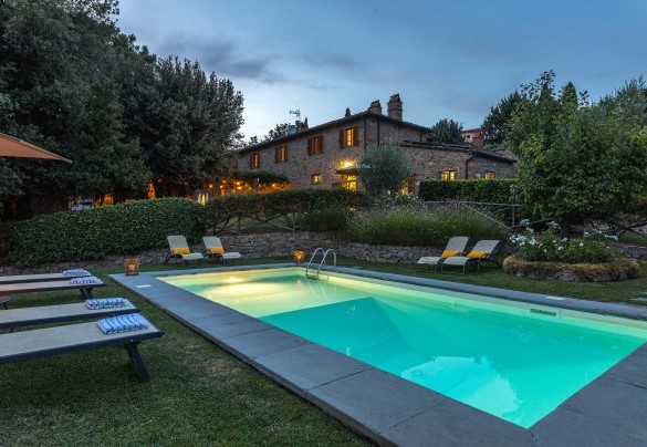 La magnifica proprietà con la piscina ad uso esclusivo - Tenuta Sagherina