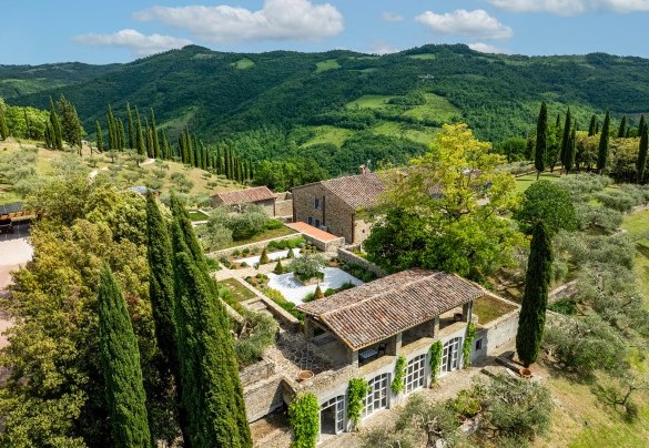 The property seen from above - Tenuta Santa Cristina