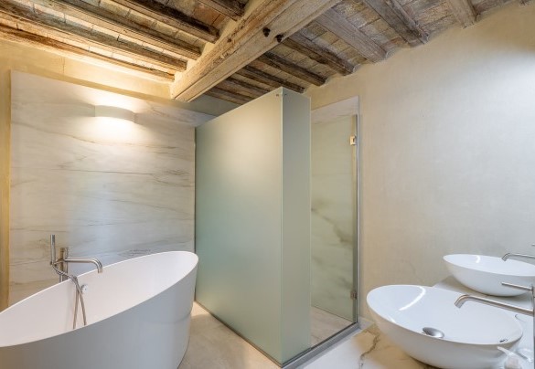 Bagno en suite n. 3 con doccia e vasca  - Tenuta Schiavon Barrero