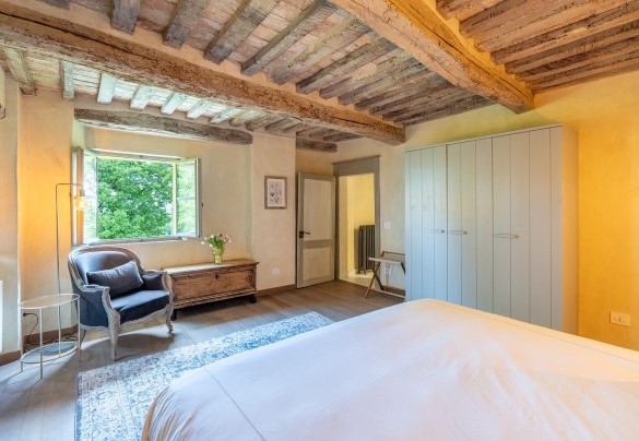 L’originale caratteristico soffitto in legno della camera matrimoniale n. 4 - Tenuta Schiavon Barrero