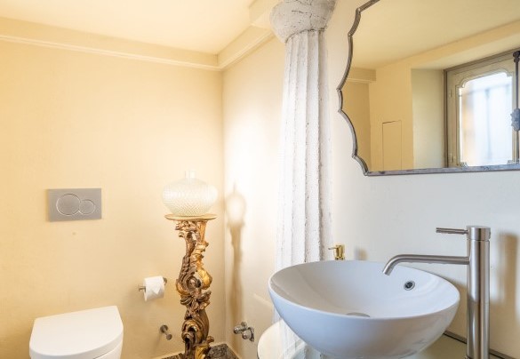 Il bagno di servizio attiguo alla cucina - Tenuta Schiavon Barrero