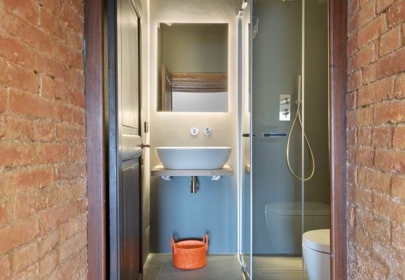 Bagno con doccia n.7 al piano terra – Terra di Siena